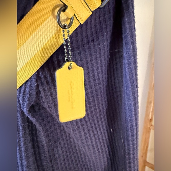 Coach Mens Turner Signature Jacquard Retro Yellow Crossbody Pack C9606 NEW - Picture 9 of 12